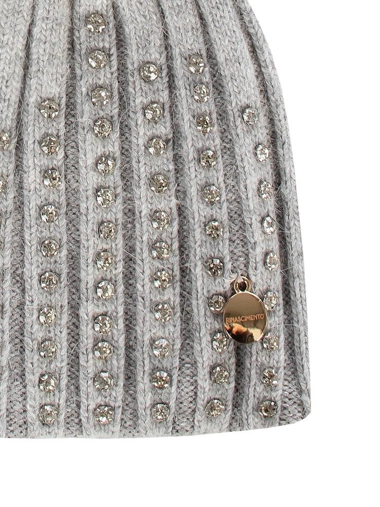 GORRO POMPON CON BRILLANTES 2
