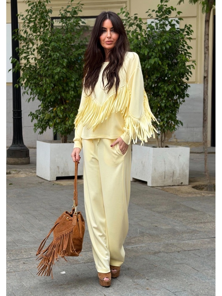 CONJUNTO SUDADERA Y PANTALON 2