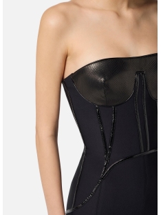 VESTIDO NEOPRENO CON DETALLES TIPO CORSE