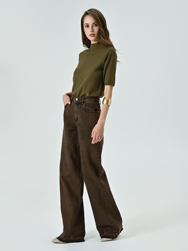 PANTALON VAQUERO ACAMPANADO 2