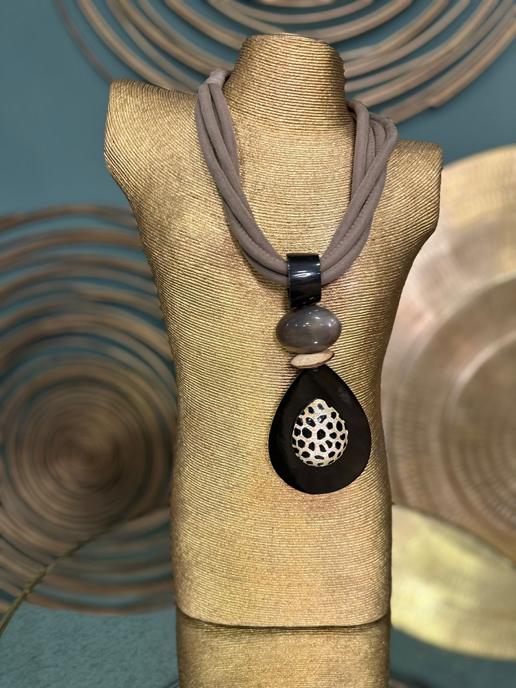 COLLAR ETNICO